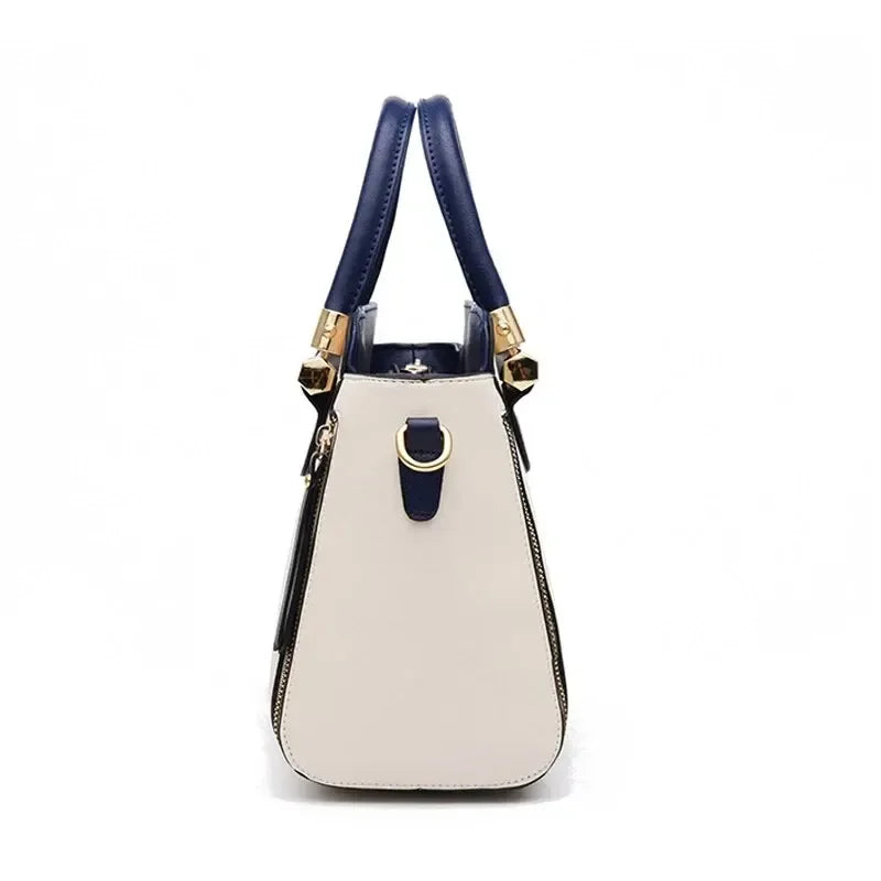 Sac stylisé à porter à la main ou en bandoulière