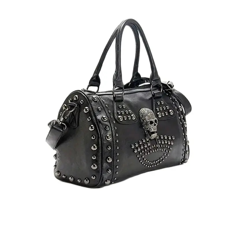 Sac tête de mort original porté à la main
